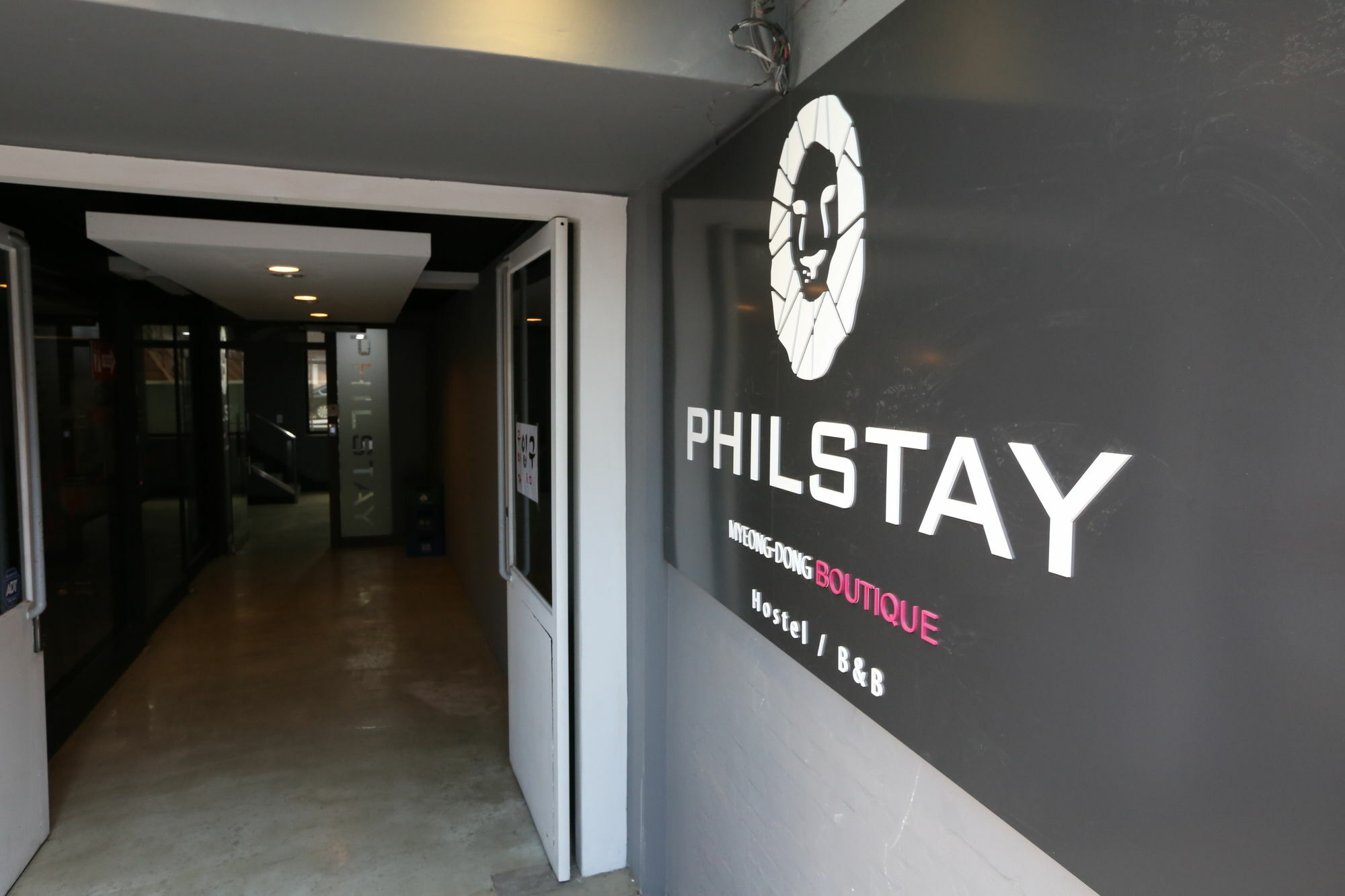 Philstay Myeongdong Boutique Female Сеул Екстериор снимка